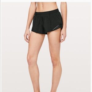 Lululemon Hotty Hot Short 2.5”